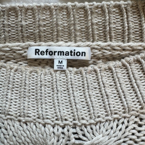 Reformation Sam Cotton Cashmere Oversized Crew Sweater in Gossamer Cable, size M - Picture 9 of 9